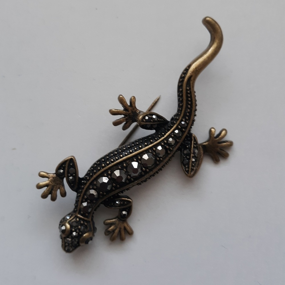 Lizard Pin or Brooch, by Lia Sofia
